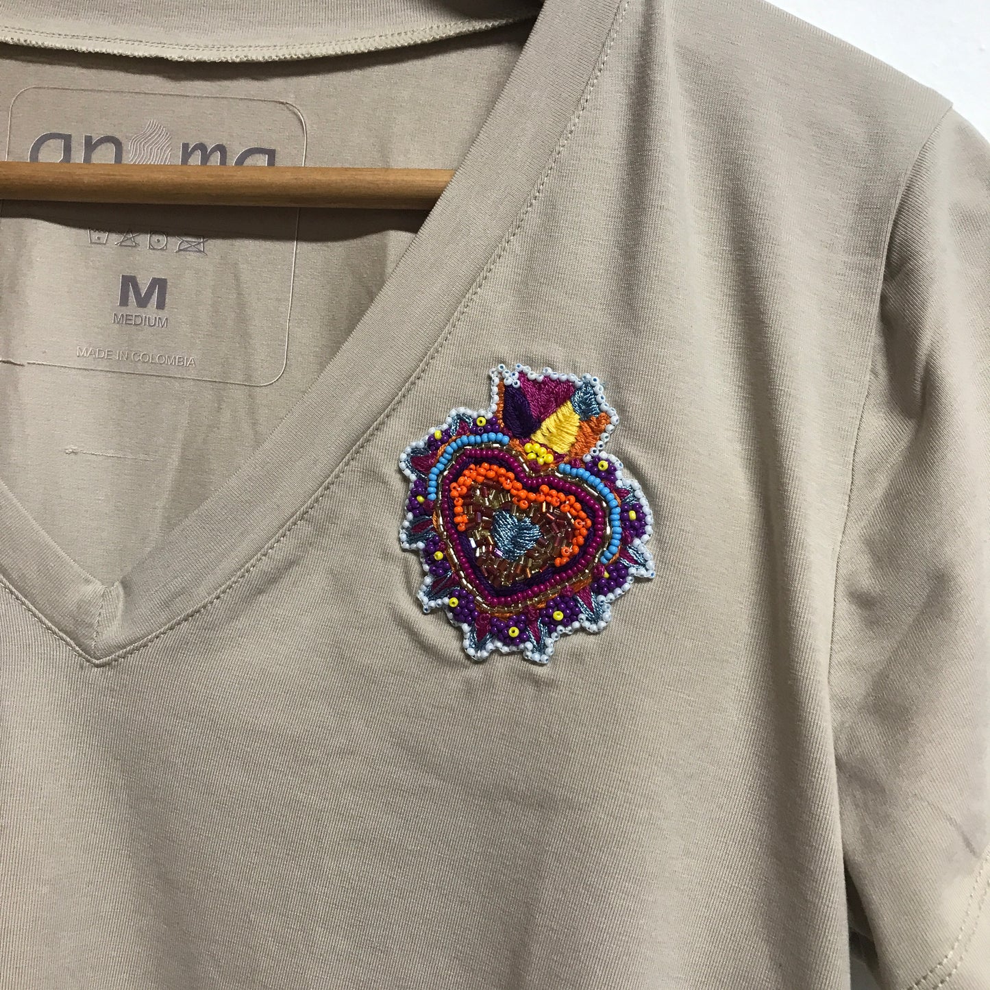 Embroidered T-Shirt Titlan