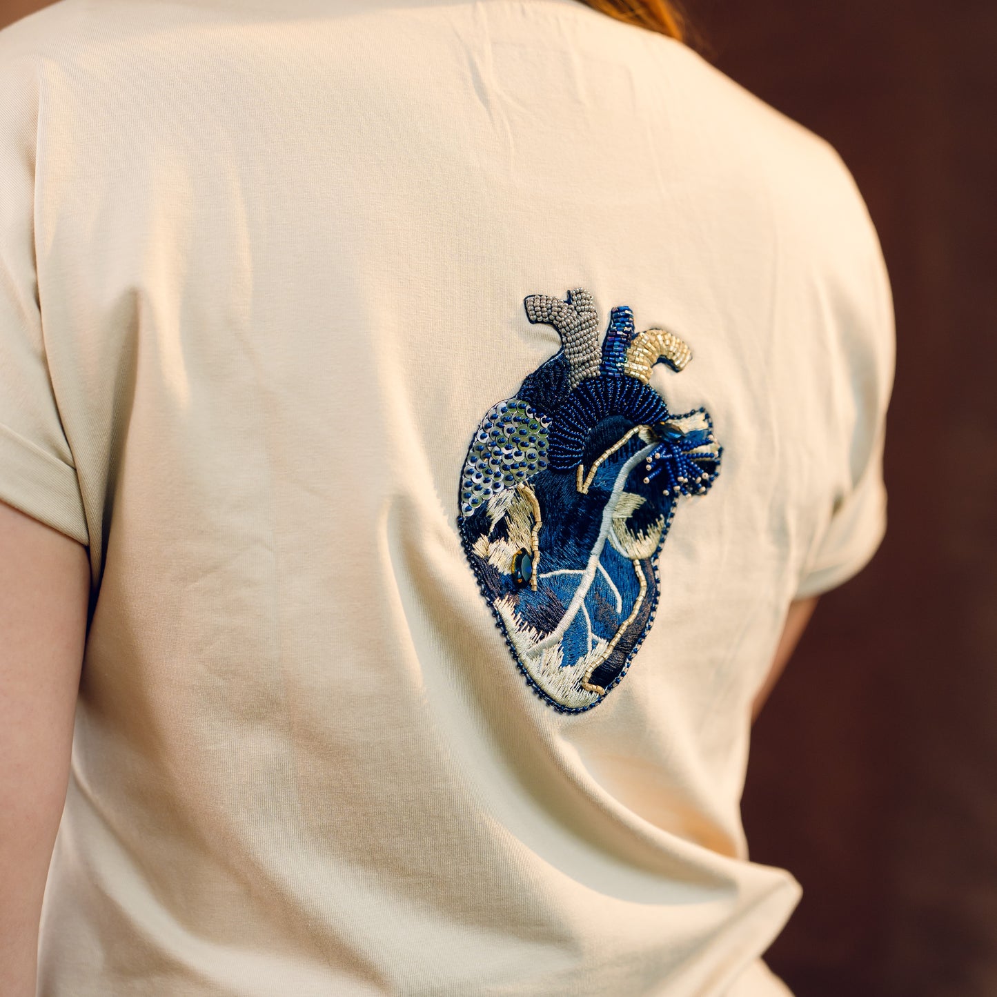 Embroidered T-Shirt Moyo XL