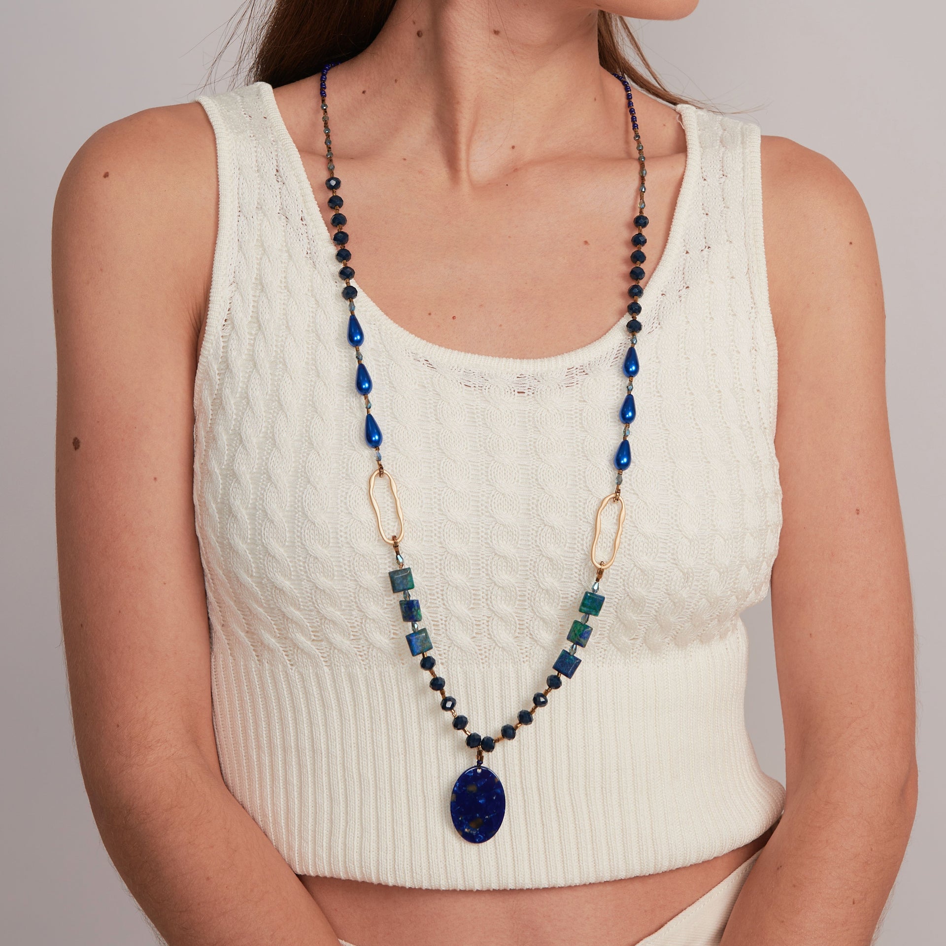 Maripaz L Necklace