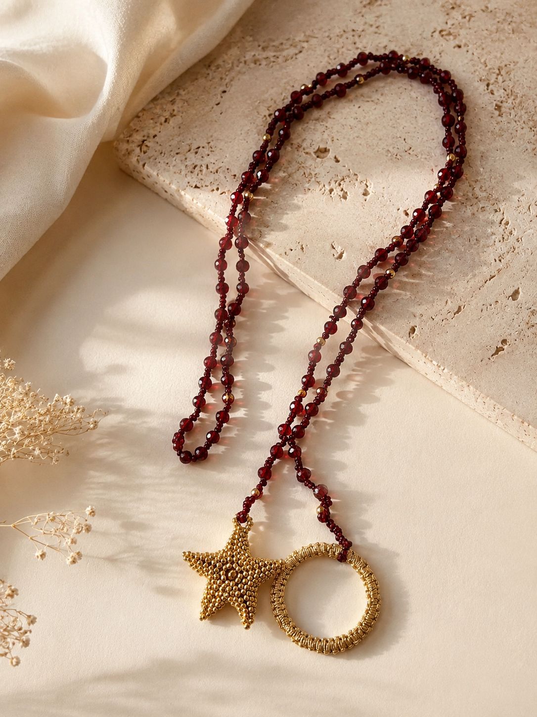 MARA STAR NECKLACE