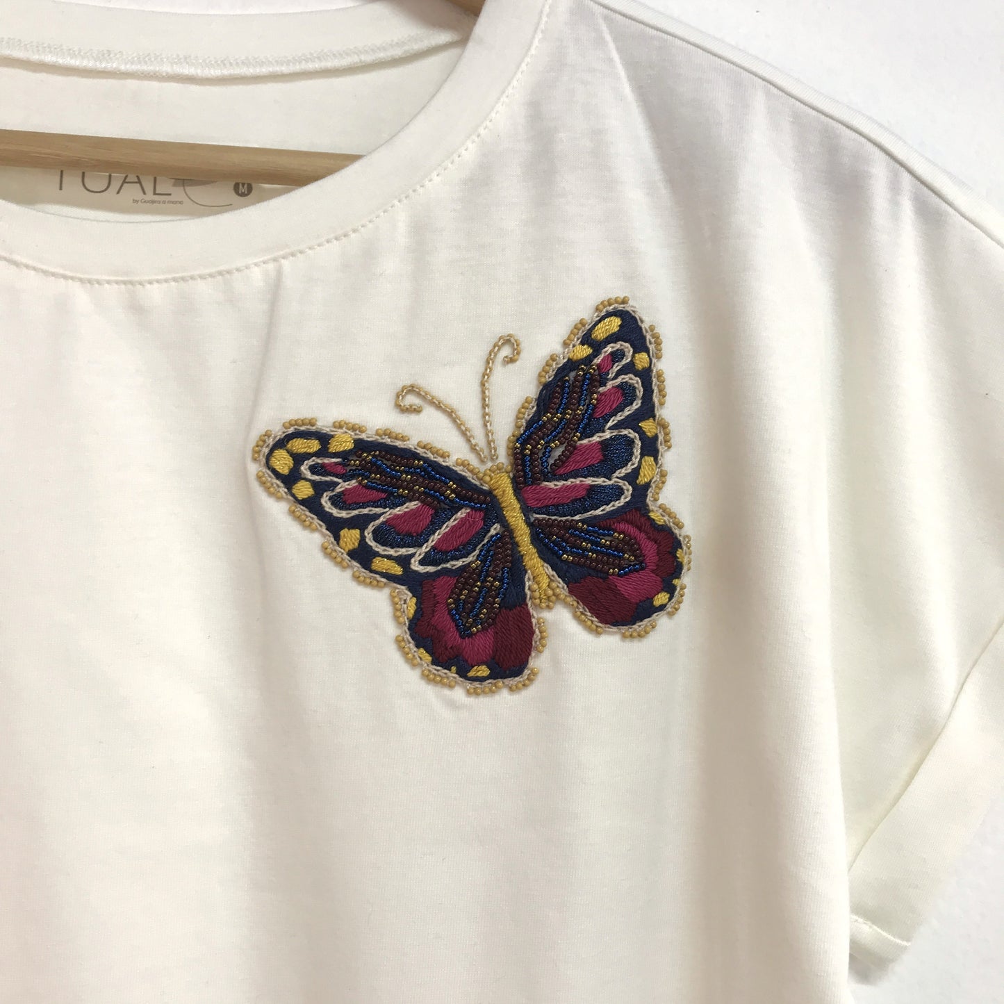 Embroidered T-Shirt Mariposa Reina